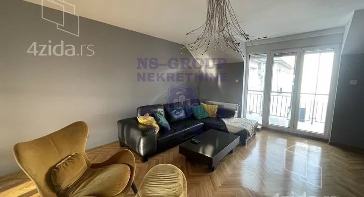 Petosoban stan | 4zida