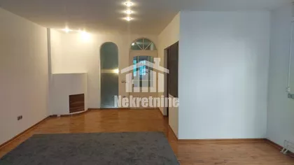 Arčibalda Rajsa | 4zida.rs
