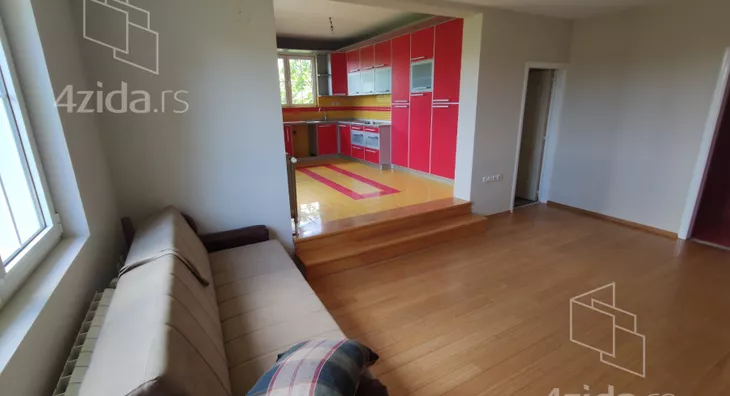 4-etažna kuća | 4zida