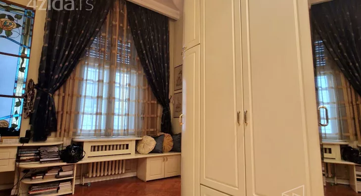 Šestosoban stan | 4zida