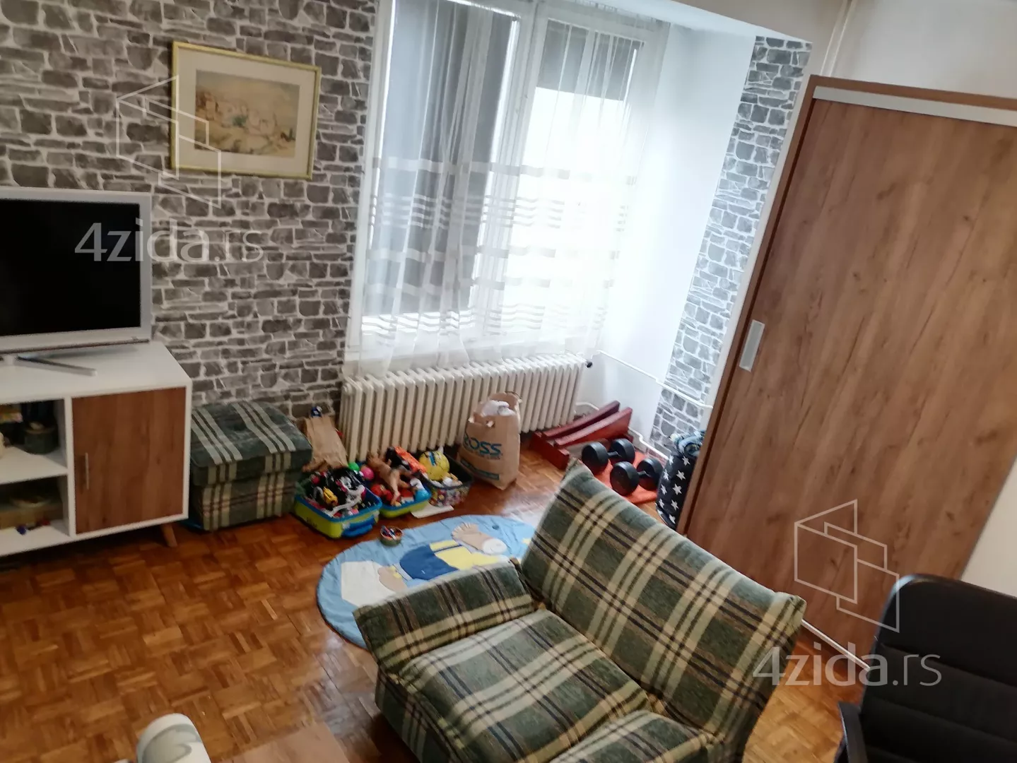 Dvoiposoban stan | 4zida