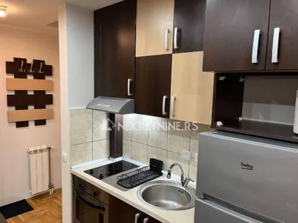 Jovanke Radaković | 4zida.rs