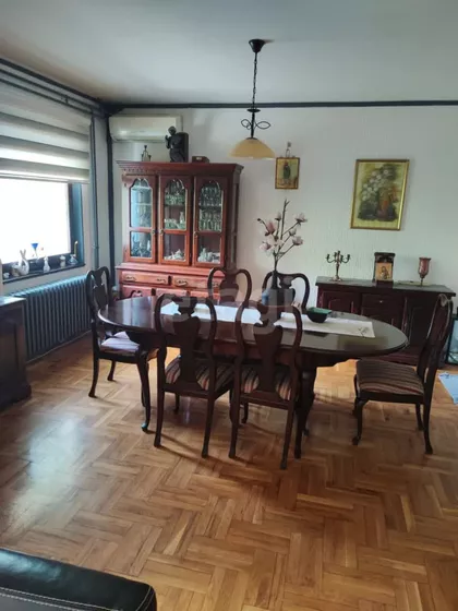 Putnikovo | 4zida.rs