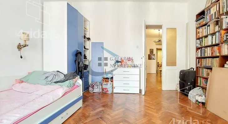 Četvoroiposoban stan | 4zida