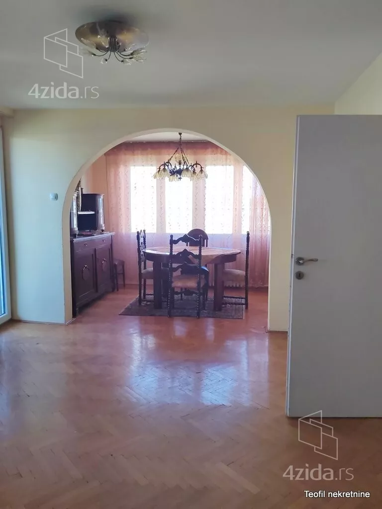 Četvorosoban stan | 4zida