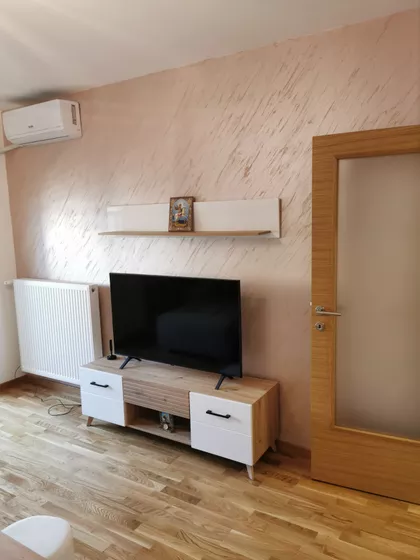 Veselin Misita 33 | 4zida.rs