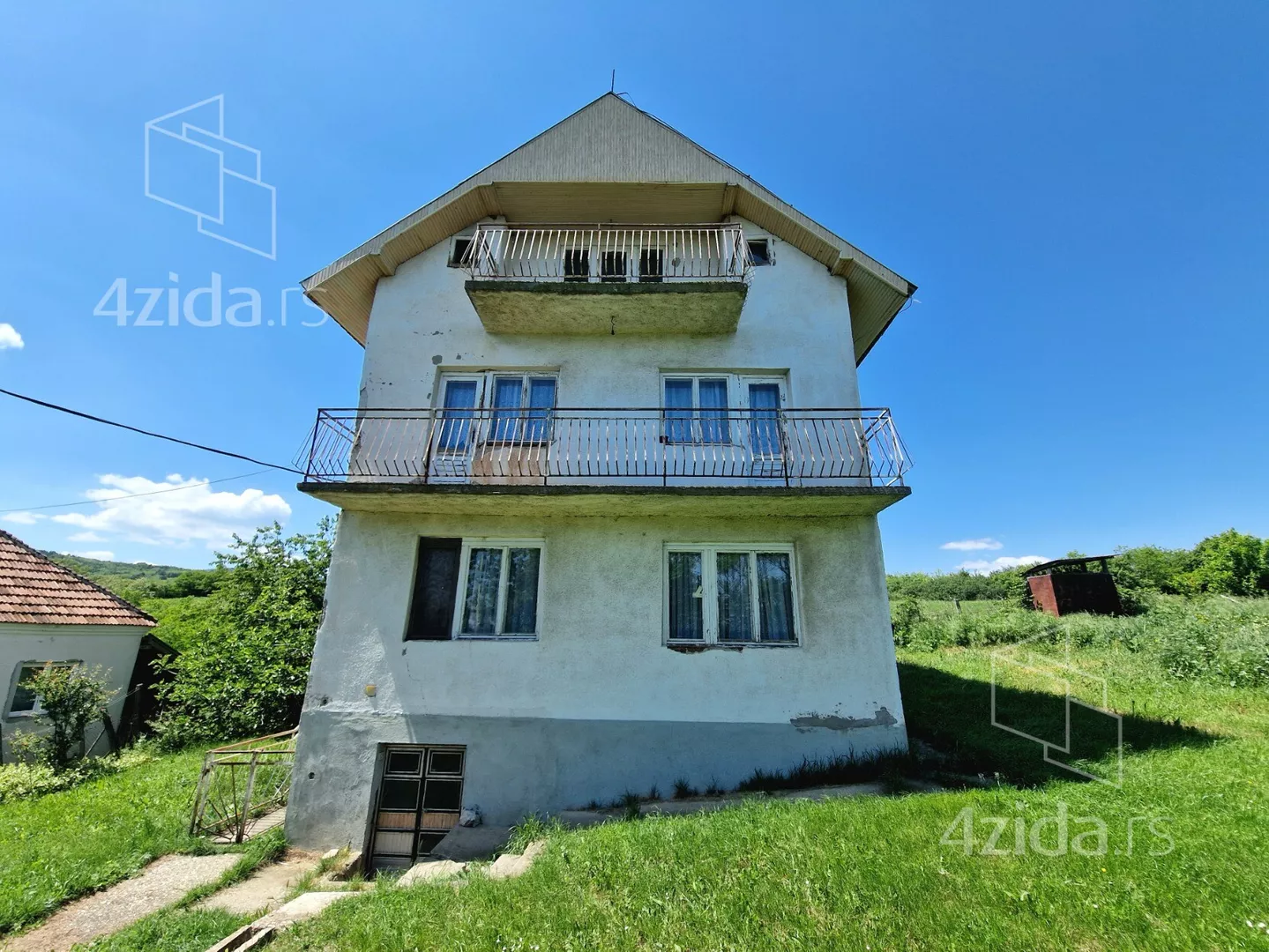 3-etažna kuća | 4zida