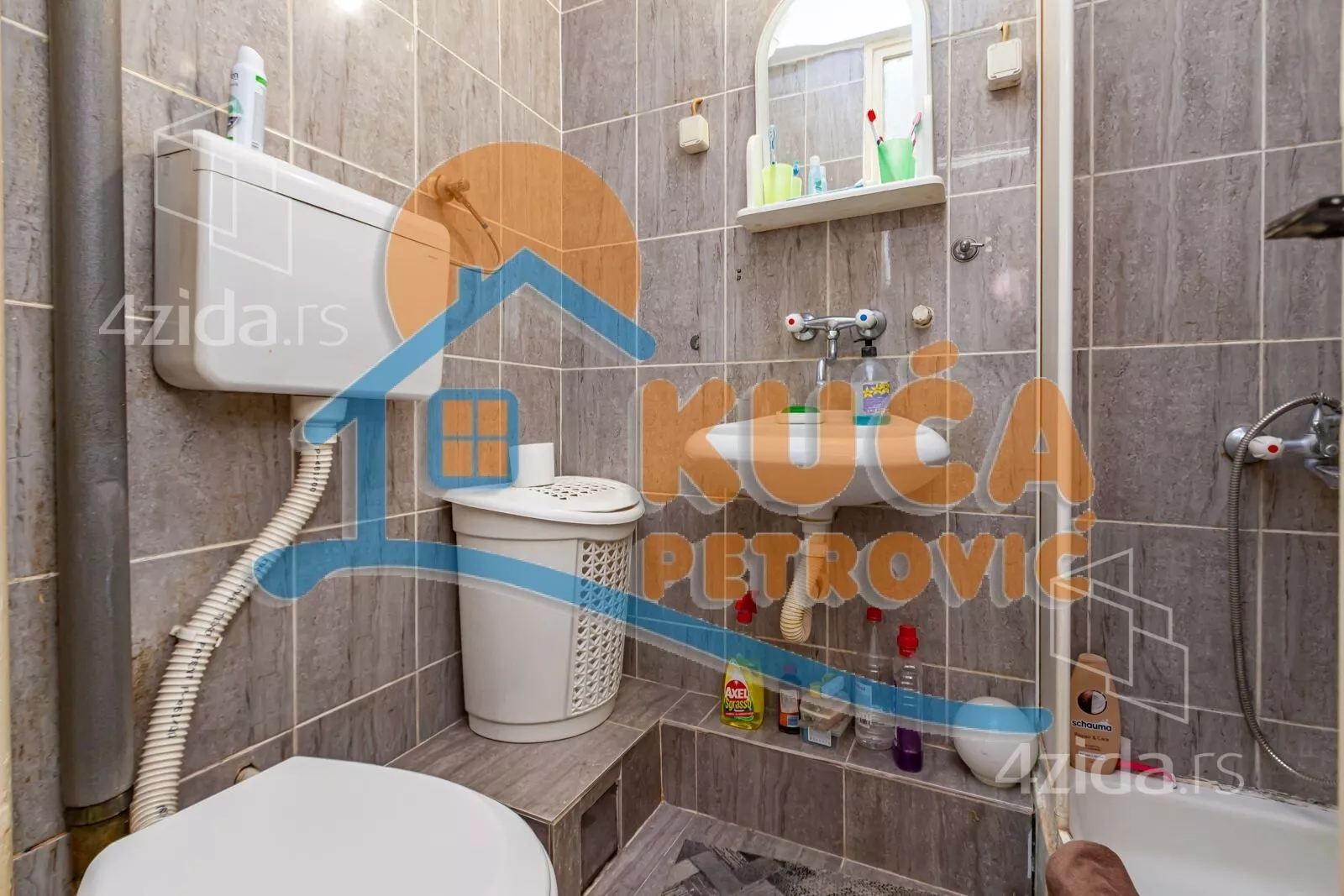 Troiposoban stan | 4zida