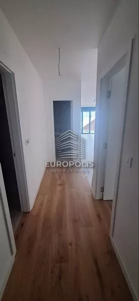 Autokomanda | 4zida.rs