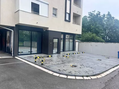 Vojvođanska | 4zida.rs