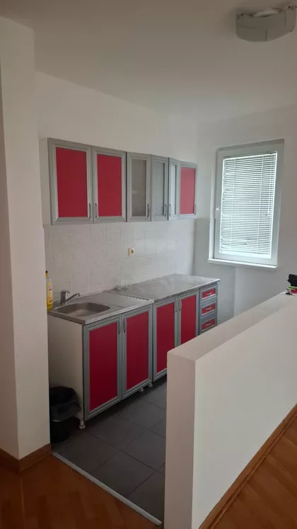Braće Jerkovića 142 | 4zida.rs