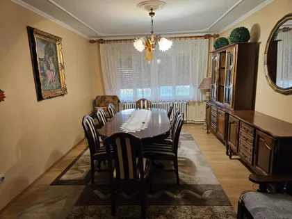 Mali Radanovac | 4zida.rs