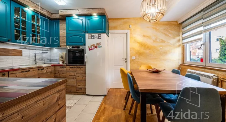 Petosoban stan | 4zida