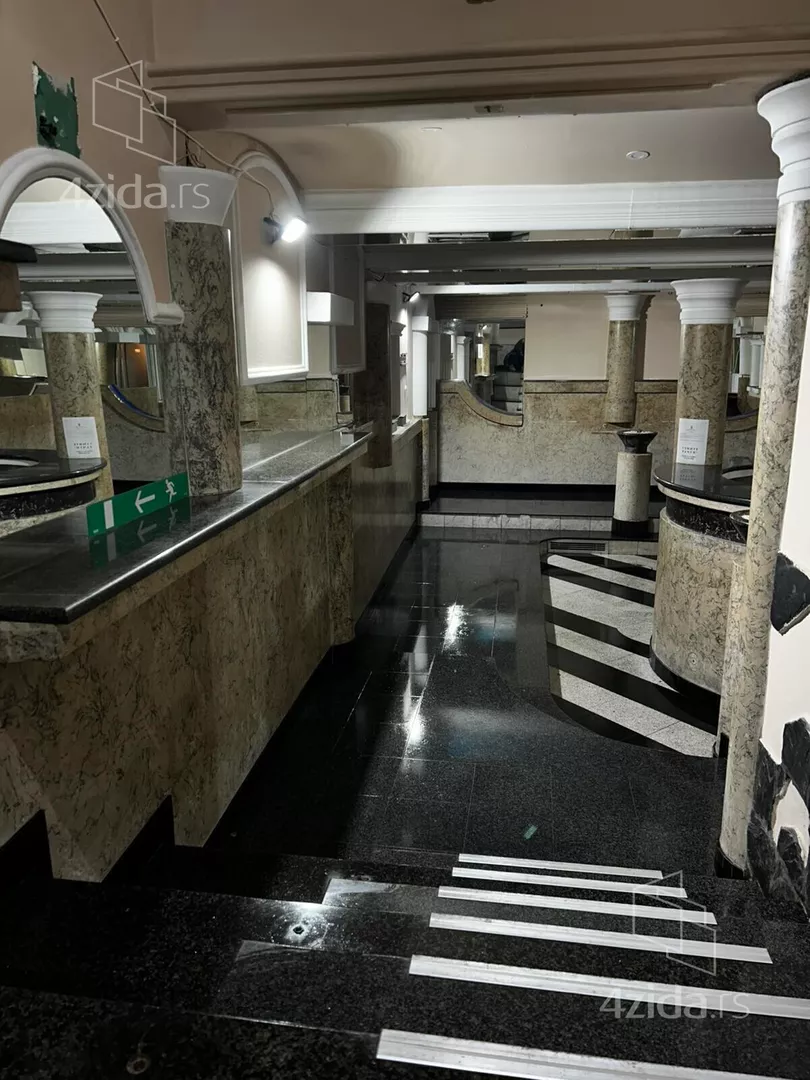 Poslovni prostor | 4zida