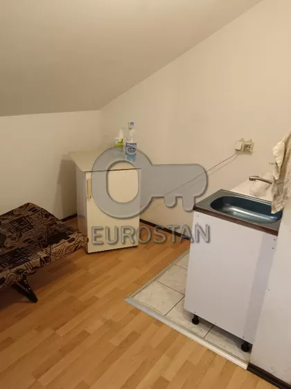 Ivana Milutinovića | 4zida.rs