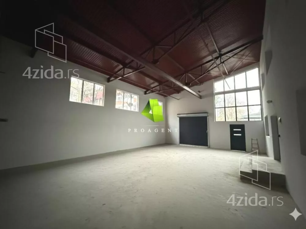Poslovni prostor | 4zida