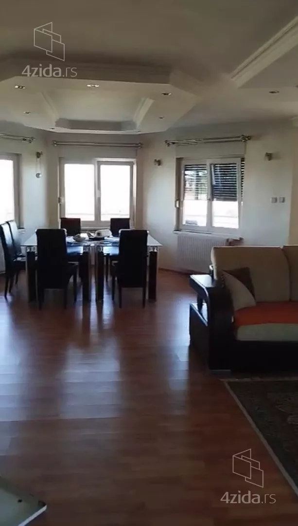 3-etažna kuća | 4zida