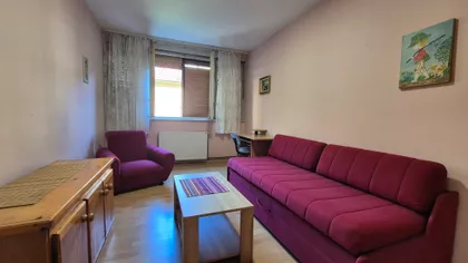 Crvene Zastave | 4zida.rs