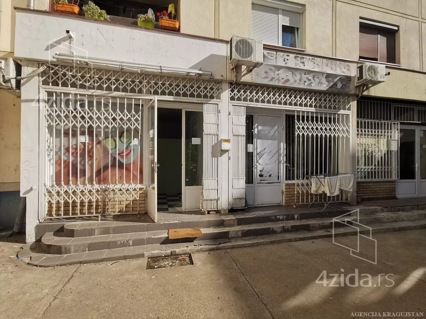 Poslovni prostor | 4zida