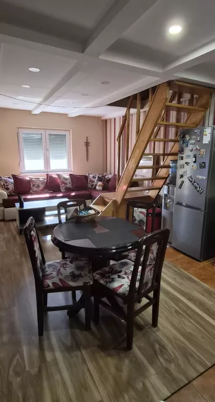 Skerlićeva | 4zida.rs