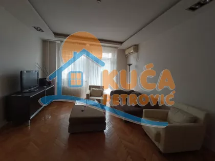 Obrenovićeva | 4zida.rs