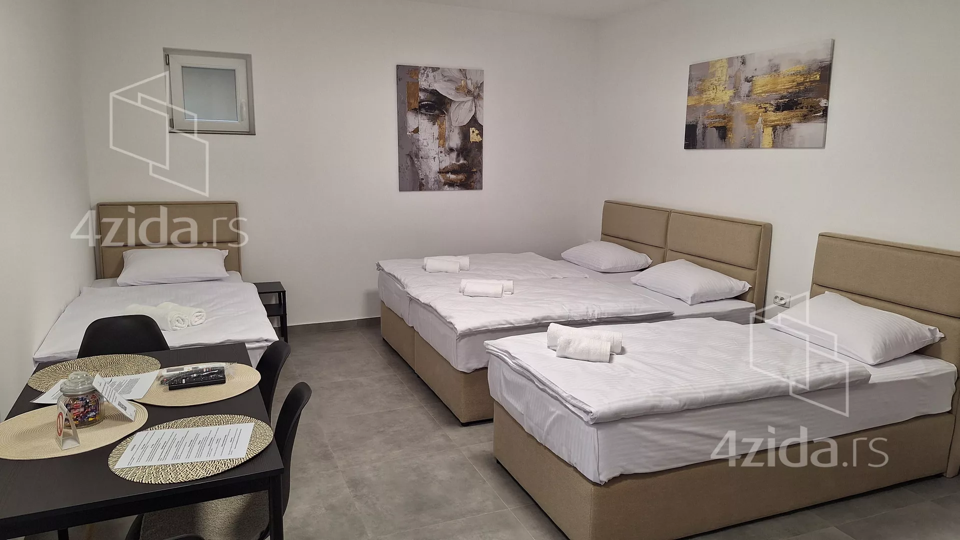 Poslovna zgrada | 4zida