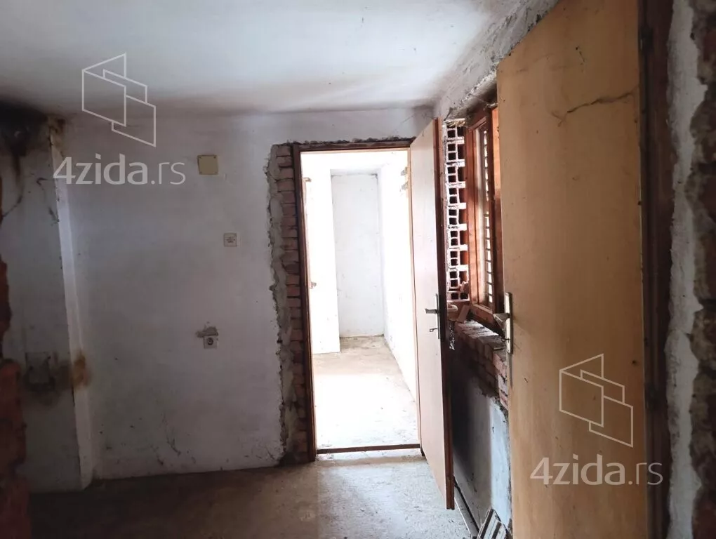 3-etažna kuća | 4zida