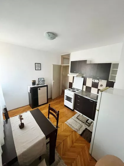 Banovo Brdo | 4zida.rs