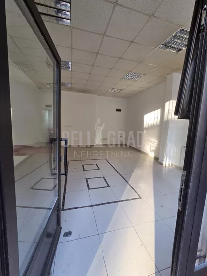 Trg oslobođenja | 4zida.rs