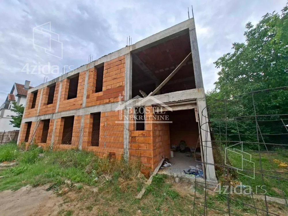 Kuća | 4zida