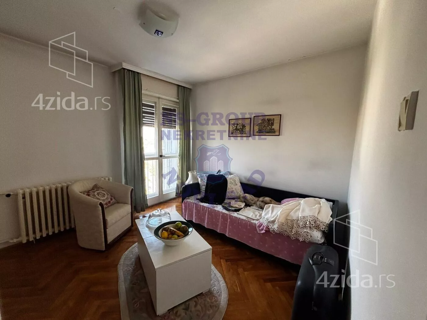 Troiposoban stan | 4zida