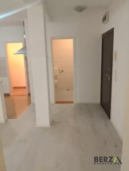 Železnička stanica | 4zida.rs