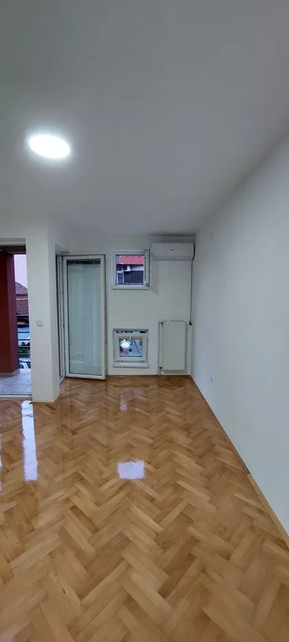 Vašarište | 4zida.rs