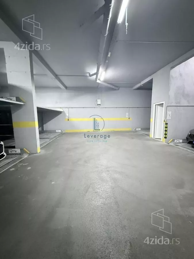 Garaža | 4zida