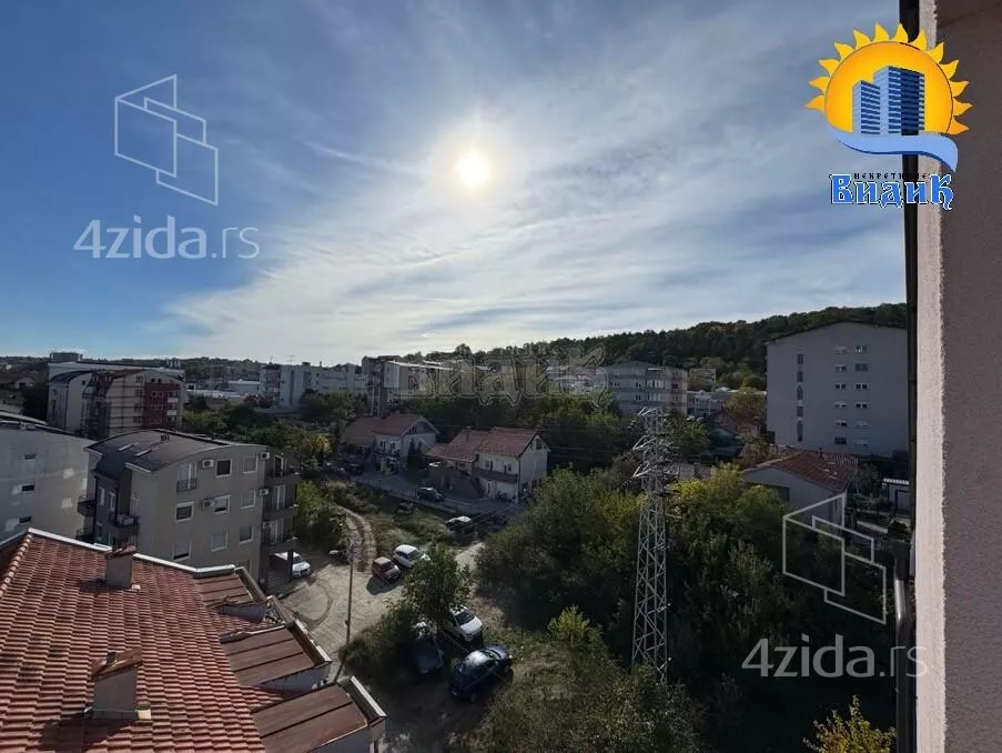 Petosoban stan | 4zida