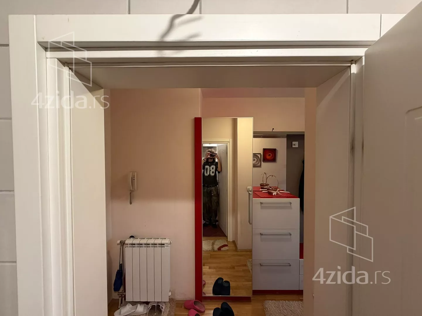 Troiposoban stan | 4zida