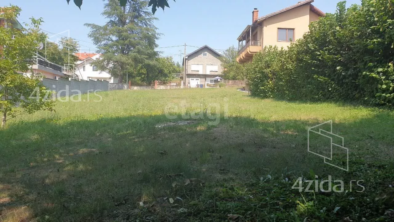 Građevinsko zemljište | 4zida