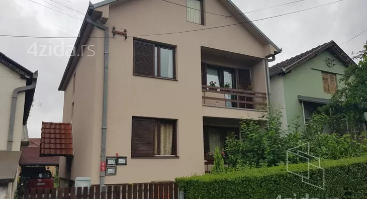 Kuća | 4zida