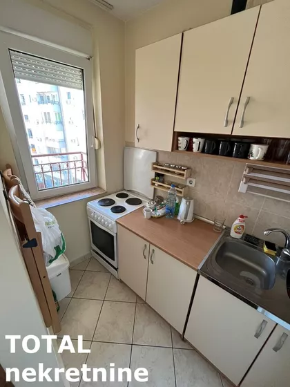 Cara Dušana | 4zida.rs