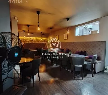 Lokal | 4zida