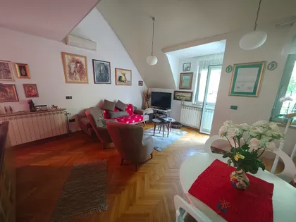 Kapetana Zavišića | 4zida.rs