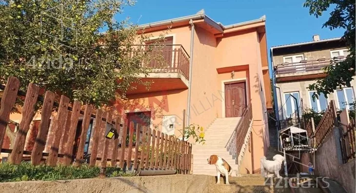 2-etažna kuća | 4zida