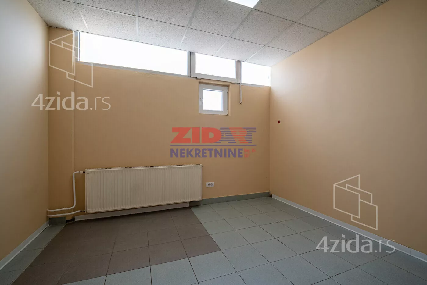 Poslovna zgrada | 4zida