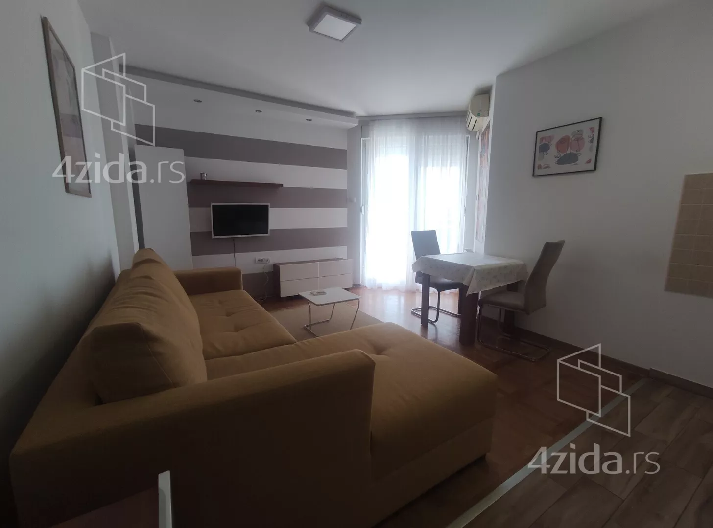 Garsonjera | 4zida
