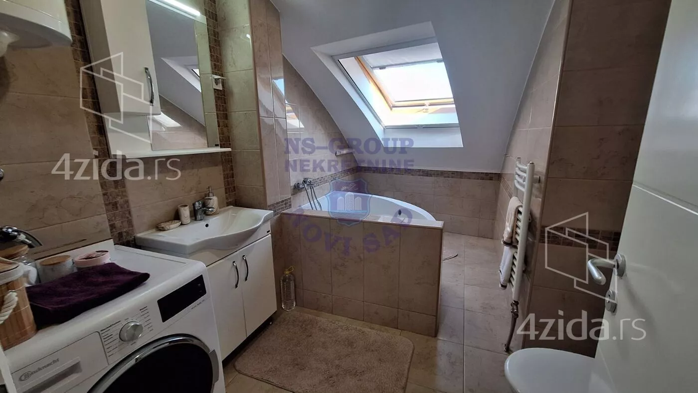 Troiposoban stan | 4zida