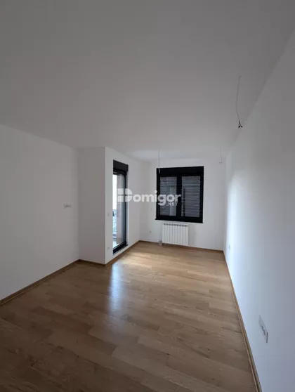 Banovo Brdo | 4zida.rs