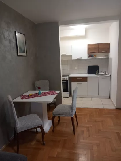Podbara | 4zida.rs