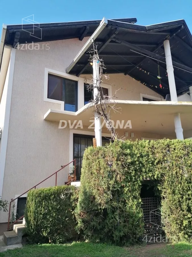 Kuća | 4zida