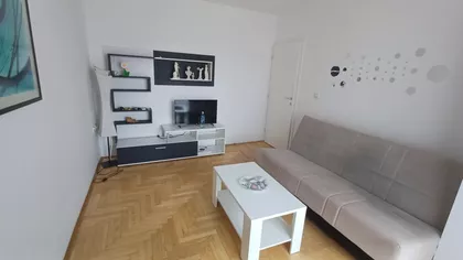 Momčila Milovanovića | 4zida.rs