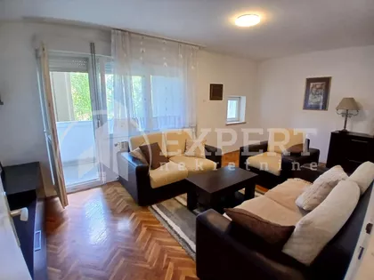 Trg 14. oktobra | 4zida.rs